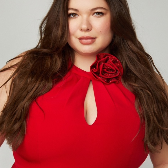 NWT City Chic Iliana Dress in Cherry Size 18 Red with Crystal Flower Detail - Picture 4 of 16